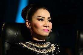 Chồng Tây bị tố lừa 10 công ty hàng trăm tỷ, Thu Minh bức xúc viết tâm thư