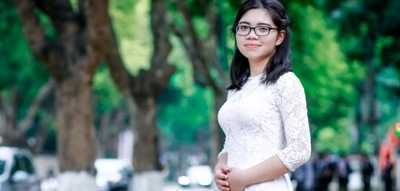 Nữ thủ khoa khối D1: 'Cứ làm sai Tiếng Anh là phải đọc đi đọc lại cho nhớ'