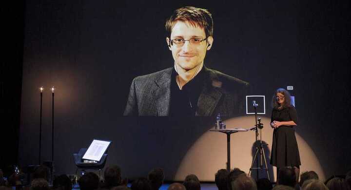 Thông điệp bí ẩn của cựu điệp viên NSA Edward Snowden