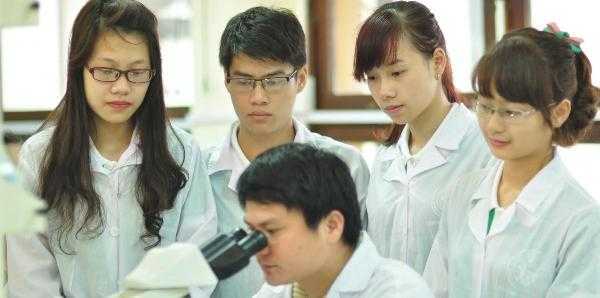 Đưa ra điểm xét tuyển thấp hơn nhiều điểm chuẩn, Đại học Y Hà Nội lý giải