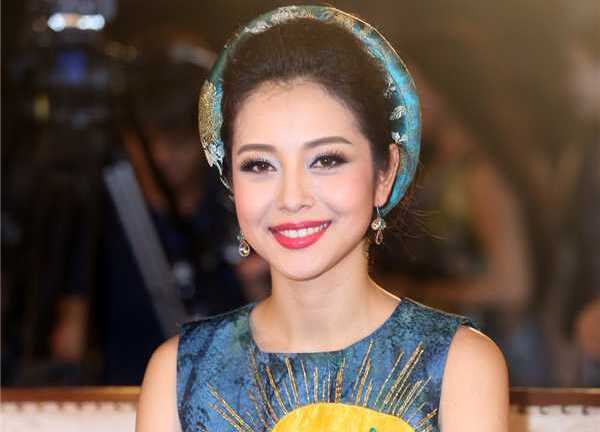 Jennifer Phạm mang thai lần ba, dự định sang Mỹ sinh con