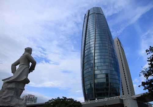 Vì sao các sở, ngành Đà Nẵng muốn chuyển khỏi toà nhà hành chính nghìn tỷ?