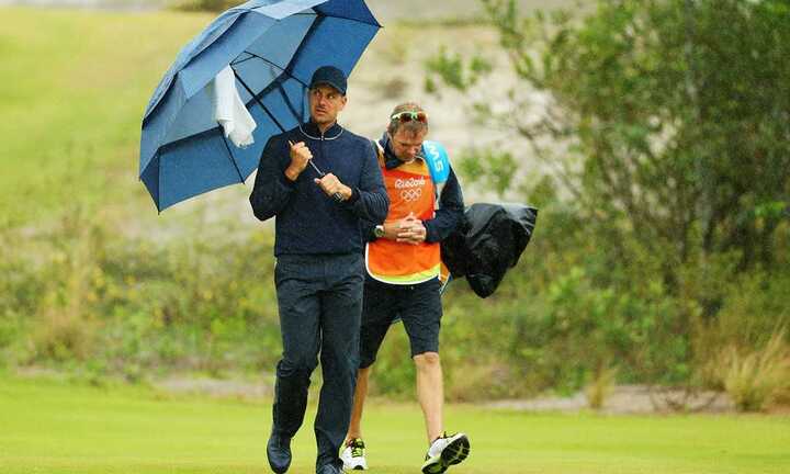 Nhà vô địch The Open 2016 Henrik Stenson vươn lên vị trí thứ 3 tại Rio 2016