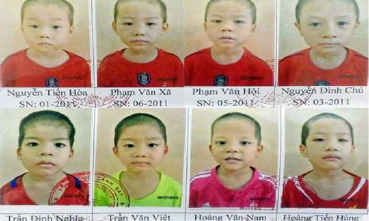 Hình ảnh 8 bé trai sinh năm 2011 bị bán sang Trung Quốc