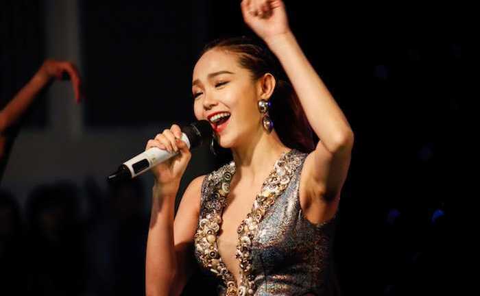 Minh Hằng váy áo lôi cuốn ánh nhìn