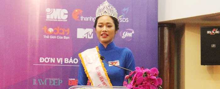 Thi 'Nữ sinh viên Việt Nam duyên dáng 2016' giành 500 triệu đồng