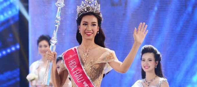 Xuất hiện hàng loạt kẻ mạo danh, Hoa hậu Việt Nam 2016 khóa facebook