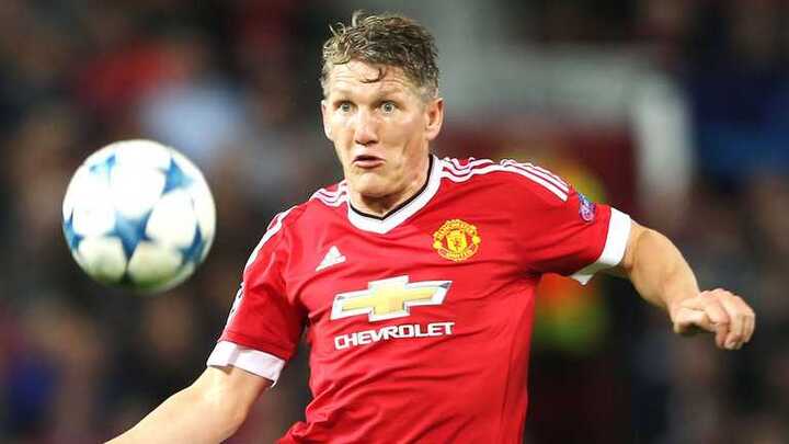 Bastian Schweinsteiger chia tay MU: Chúng ta không thuộc về nhau