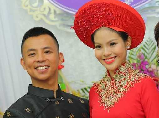 Những hình ảnh đầu tiên trong lễ ăn hỏi của Chí Anh và bạn gái kém 20 tuổi