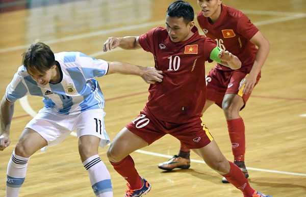 Tuyển Futsal Việt Nam thua tiếc nuối trước Argentina