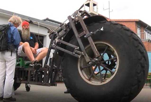 Cận cảnh chiếc xe đạp 'khủng' nhất thế giới, nặng hơn 1 tấn
