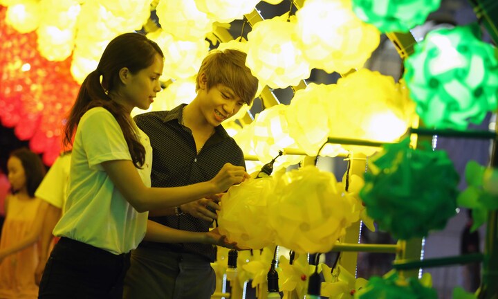 Trung thu Vincom: Thắp sáng những tấm lòng nhân ái