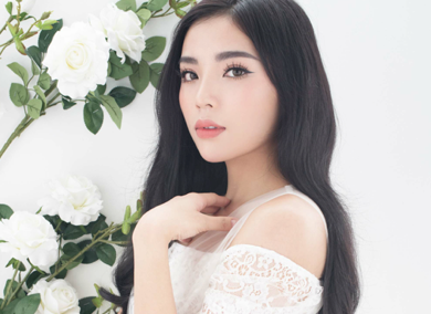 Bão scandal đã qua, Hoa hậu Kỳ Duyên trở lại đầy quyến rũ