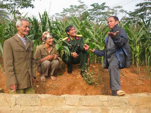 Làng của nghệ sĩ Hán Văn Tình: Cả làng biết kể chuyện cười