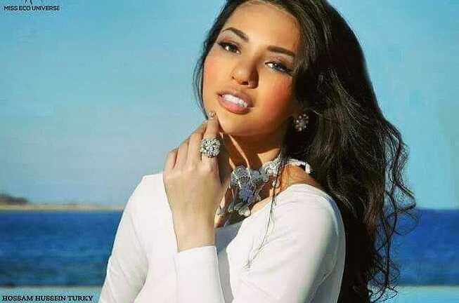 Siêu mẫu Khả Trang được mời làm giám khảo Hoa hậu Thế Giới Ai Cập 2016