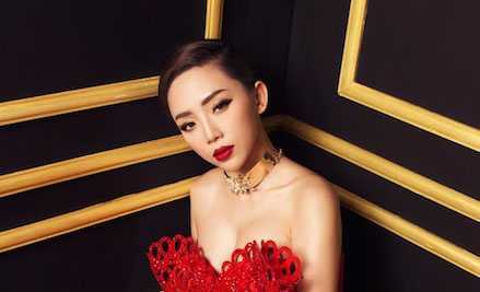 Tóc Tiên hóa thành nữ hoàng sắc đẹp lôi cuốn