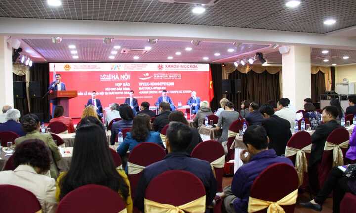 Hội chợ Tuần lễ hàng Hà Nội tại Mátxcơva 2016 thu hút sự chú ý