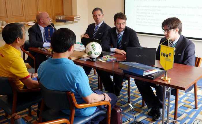 Tuyển futsal Việt Nam dự World Cup 2016: Ở khách sạn 5 sao, an ninh theo sát cả ngày