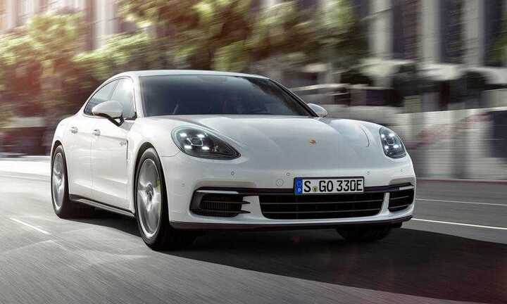 Porsche Panamera trình làng phiên bản 4 E-Hybrid 2017 phong cách mới lạ