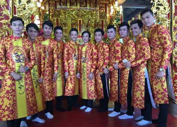 Hoài Linh khánh thành nhà thờ tổ nghiệp