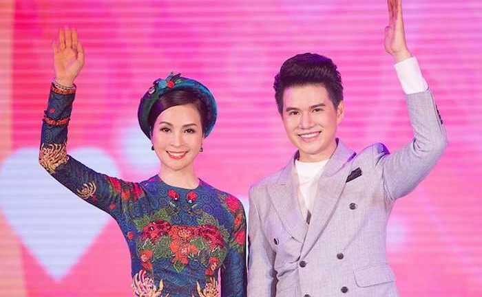 U50 Thanh Mai khoe vẻ trẻ trung 'không tuổi' bên MC Vũ Mạnh Cường