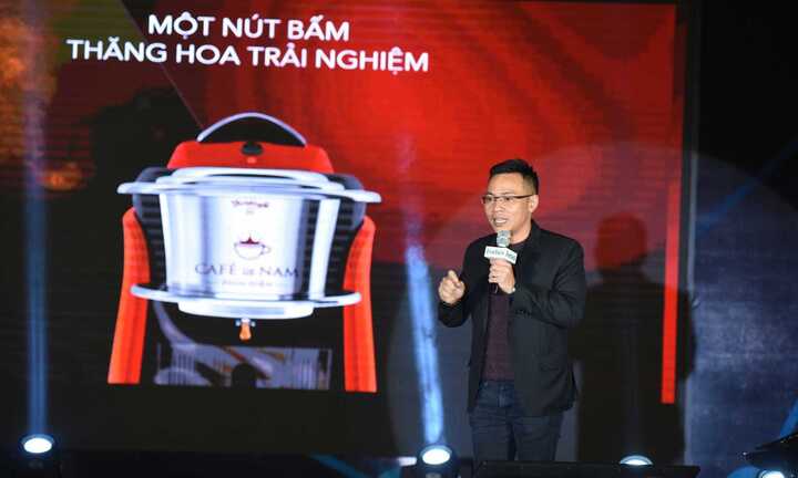 Ai xa quê hương cũng thèm ly cà phê kiểu Việt