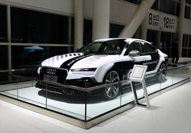 Audi RS 7 Piloted Driving ra mắt với những công nghệ tiên tiến nhất