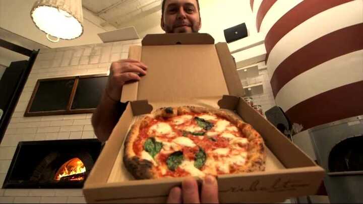 Giảm được 45kg trong 7 tháng nhờ ăn... pizza