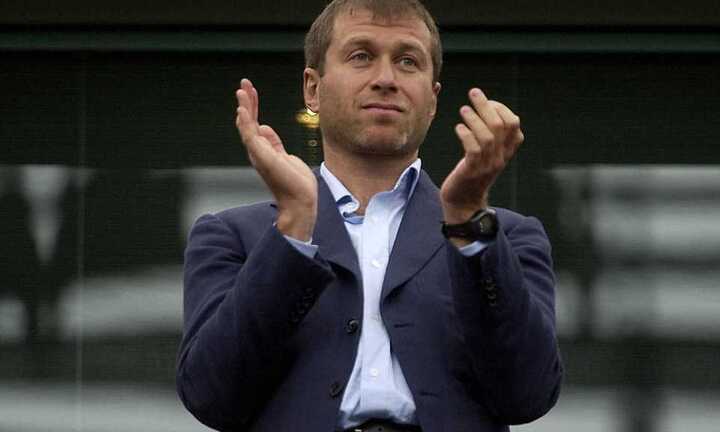 Ông chủ Chelsea khoe bộ sưu tập siêu xe khủng nhất thế giới