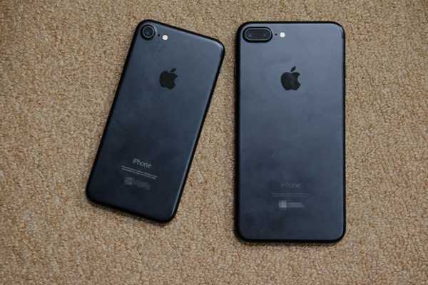 Vừa về Việt Nam, iPhone 7 Plus đã bị 'mổ bụng'