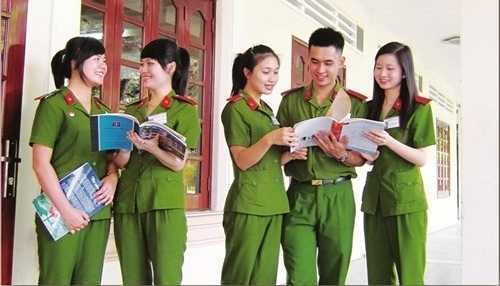 Vì sao nữ sinh đạt 30 điểm mới đỗ vào Trung cấp Cảnh sát nhân dân I?