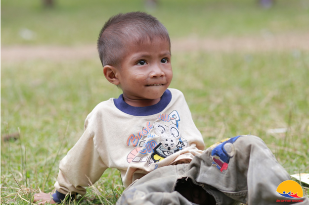 “Vua” lồng đèn thắp sáng Trung thu cho trẻ em vùng cao