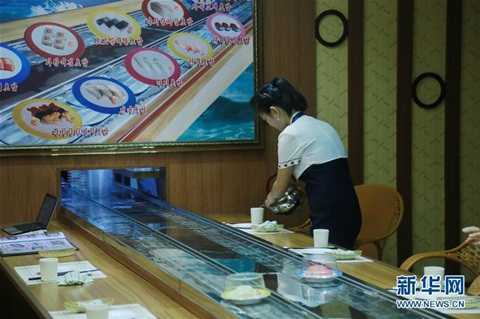 Ngỡ ngàng nhà hàng sushi hiện đại ở Triều Tiên
