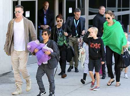 Brad Pitt và Angelina Jolie chia tay, Pax Thiên ở với ai?