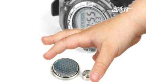 Nuốt cục pin đồ chơi nhỏ như đồng xu, bé gái 2 tuổi chết thương tâm