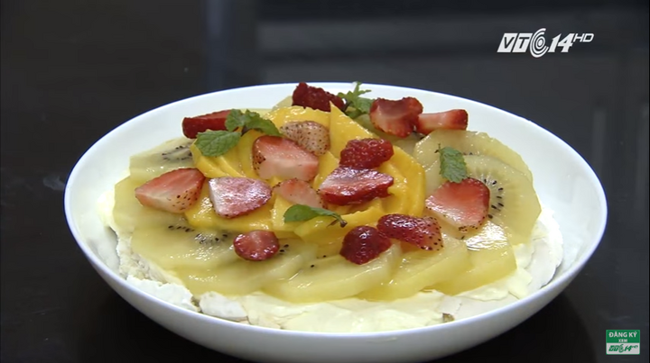 Tự làm bánh nướng hạnh nhân hoa quả giàu vitamin tại nhà