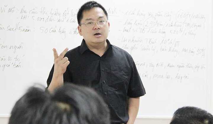 Chủ tịch FPT Software và bài học 'Tăng trưởng hay là chết' cho thạc sỹ Việt