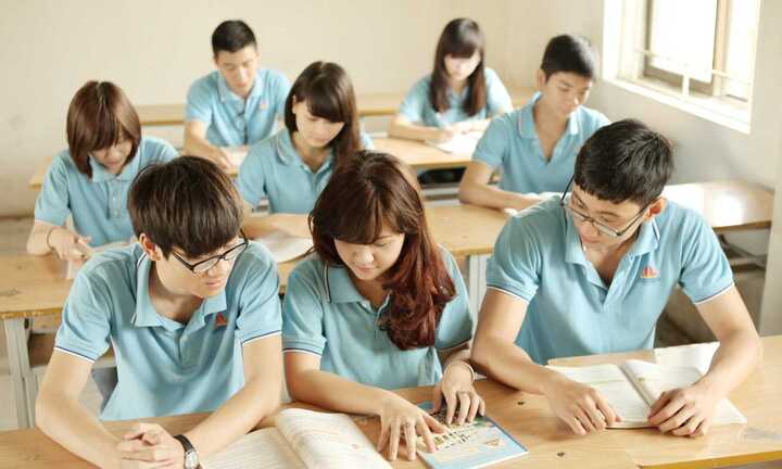 Lần đầu thi Giáo dục Công dân: 'Chưa bao giờ học sinh hào hứng học đến thế'