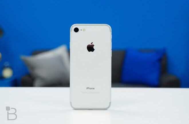 Người Việt phải làm việc 104 ngày để mua được điện thoại iPhone 7