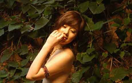 Gái ngoan khốn khổ vì bị phát tán 56 ảnh nhạy cảm
