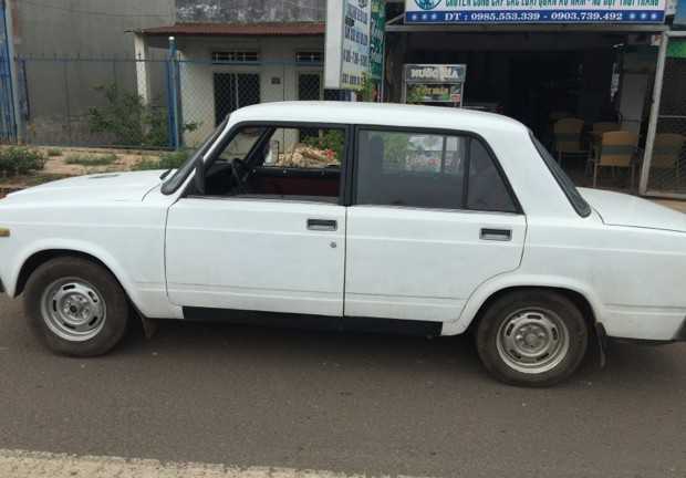 Sửng sốt ô tô Nga giá từ… 15 triệu đồng ở Việt Nam