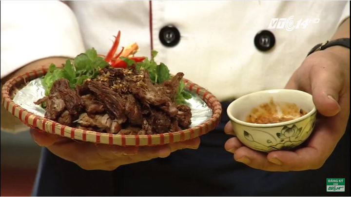 Cách làm thịt bò xé tay cay thơm cho tiết trời se lạnh