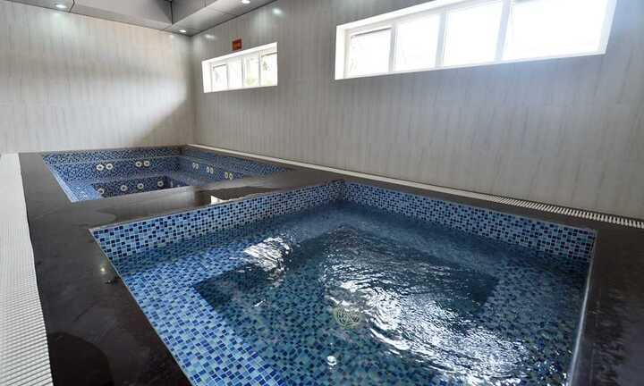 Nơi đào tạo bóng đá trẻ hiện đại có xông hơi, tắm khoáng