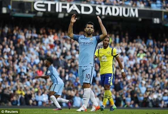 Đá hỏng 2 quả 11m, Man City suýt thua Everton