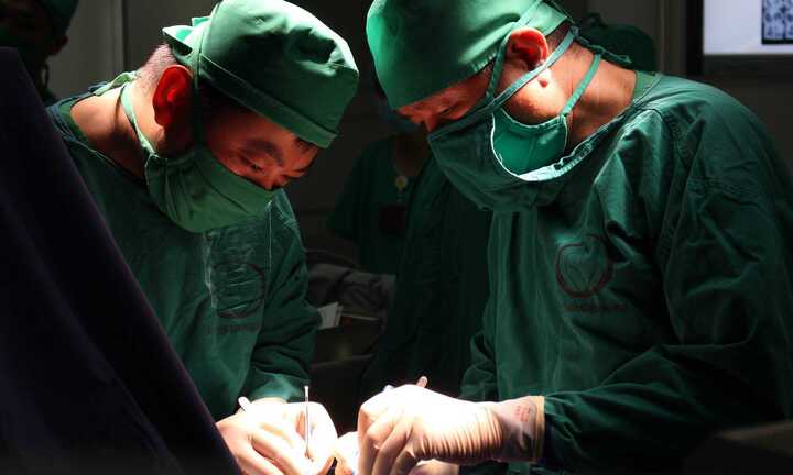 Phẫu thuật cắt nang phổi bẩm sinh thành công cho bé 5 ngày tuổi