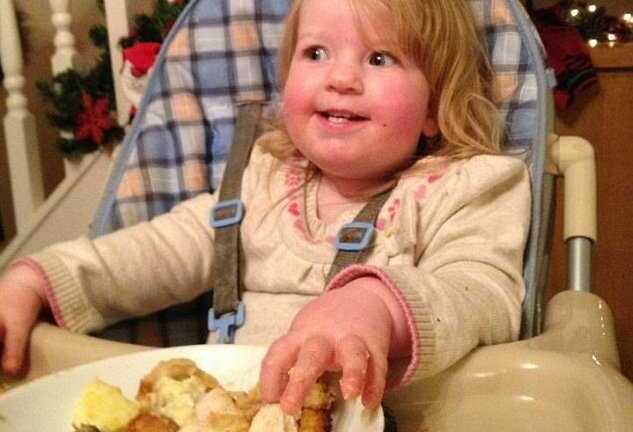 Mẹ khóa trái bếp vì con mắc hội chứng ăn đến chết