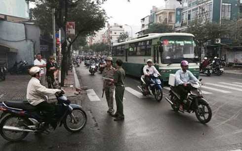 Nạn nhân bị chém gần lìa tay khi đang chạy xe ở Sài Gòn từng làm phát hành báo