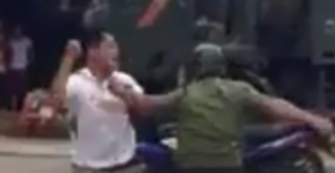 Bình Thuận: Cán bộ xã chặn đường đòi đánh cán bộ huyện