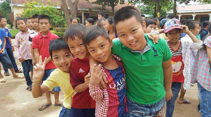 Ấm lòng nơi rốn lũ Văn Hóa