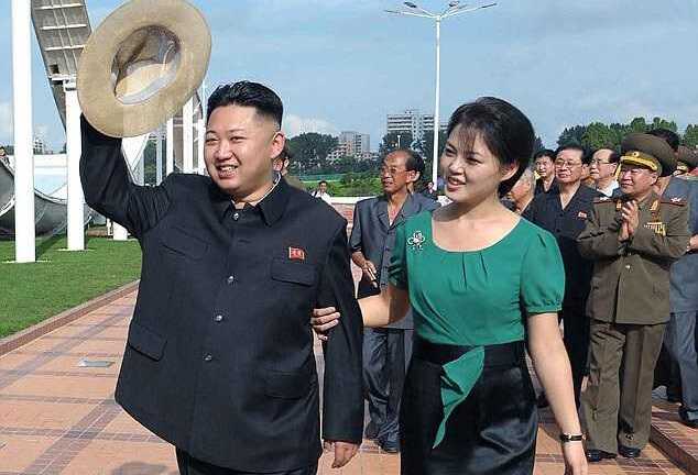 Vắng mặt trên truyền thông 7 tháng, vợ ông Kim Jong-un đang ở đâu?